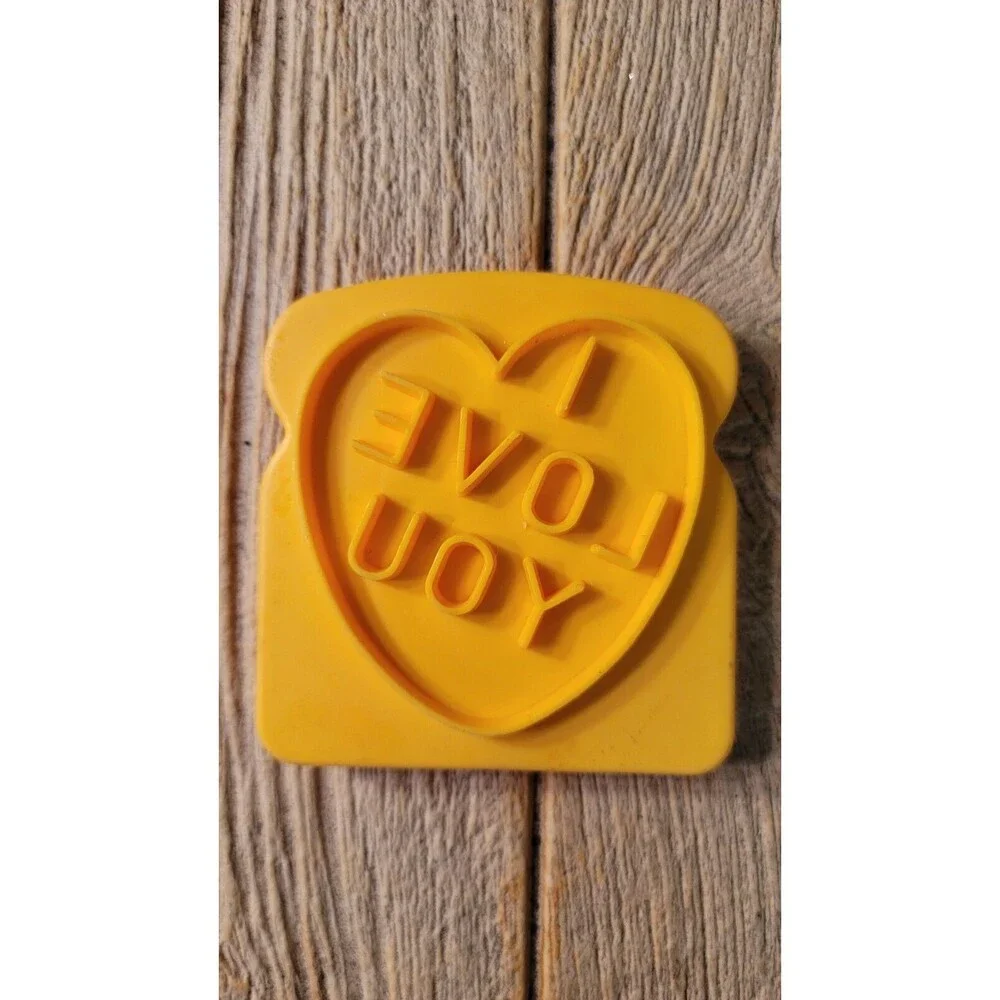 Disney's Goofy, I LOVE YOU, SMILE Happy Face  Toast Stamp ( Open Box )